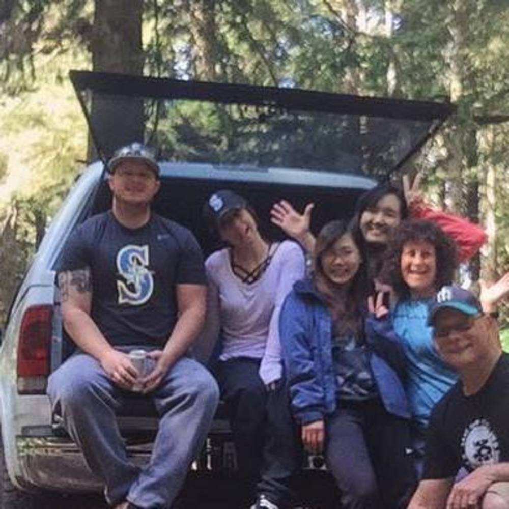 Meet your Posher, Troy